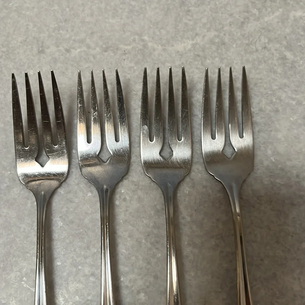 Set Of 4 Forks, Oneida USA, Vintage, Stainless Steel